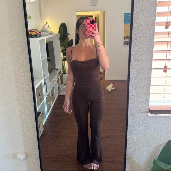 Fashion Nova Valentina Lace Jumpsuit - Chocolate | Lace Brown Jumpsuit | S | NWT - Picture 3 of 6